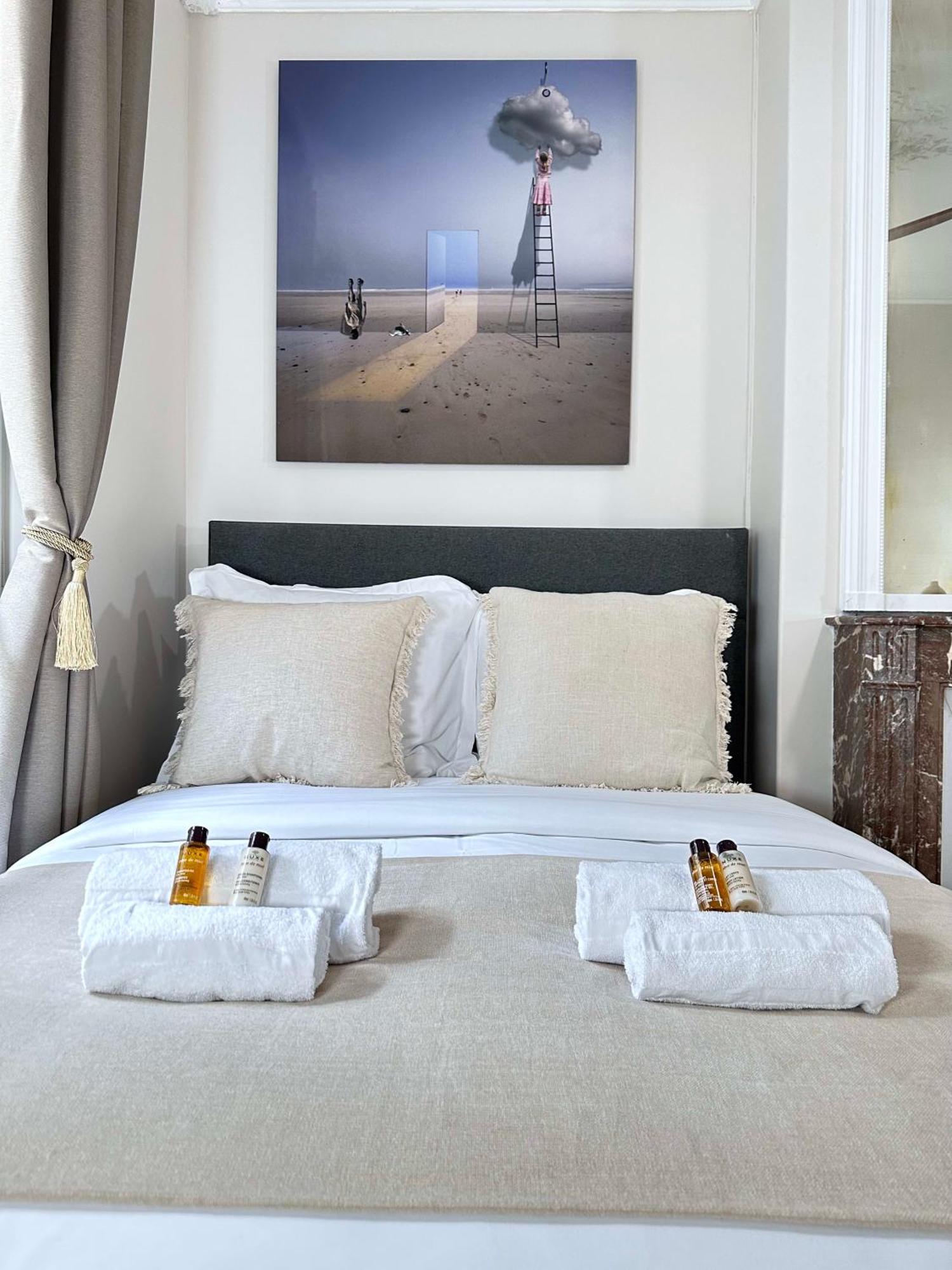 Luxurious In Le Marais Parigi